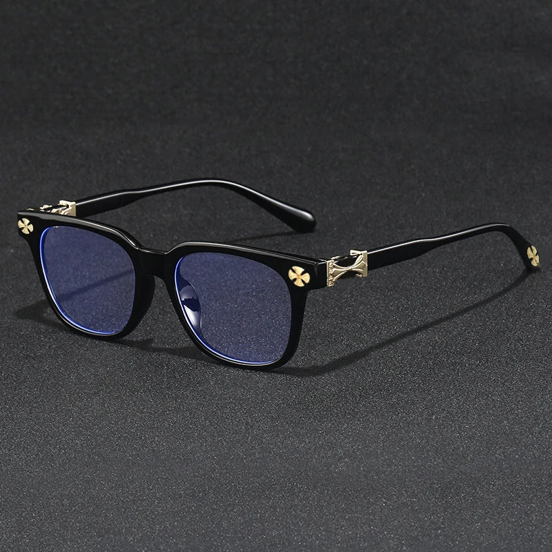 Gafas protectoras de luz azul con adornos.