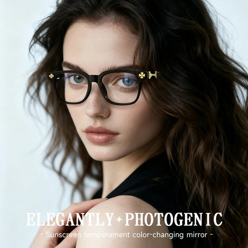 Gafas protectoras de luz azul con adornos.